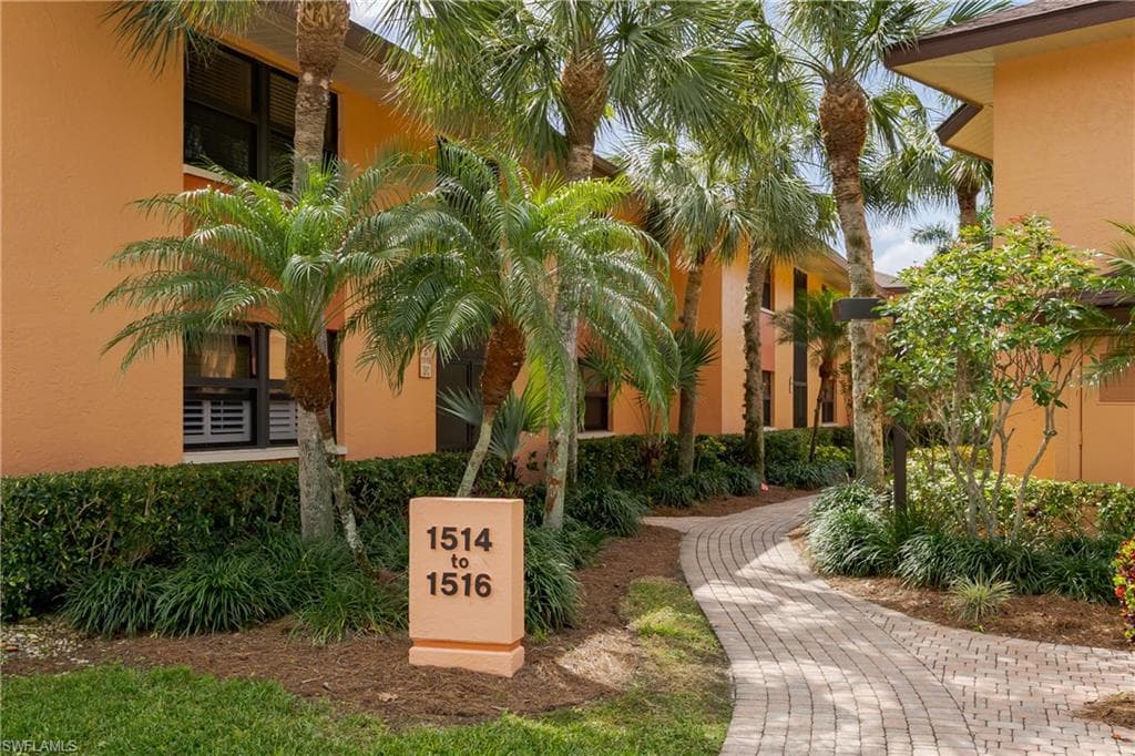 1514 Mainsail Dr #4, Naples