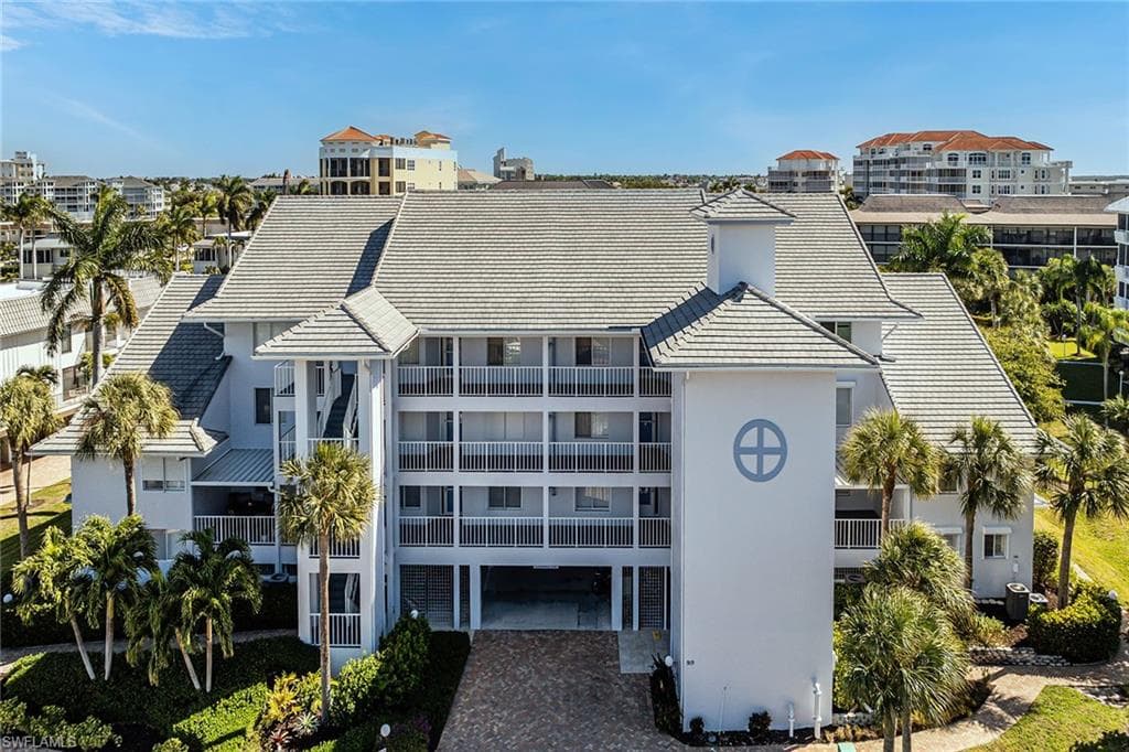 919 Huron Ct #101, Marco Island, photo 2