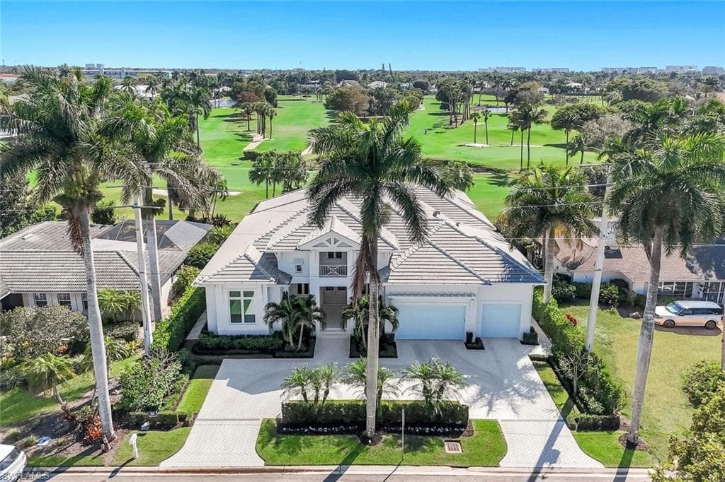 730 Harbour Dr, Naples
