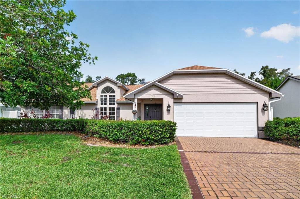 22656 Fountain Lakes Blvd, Estero