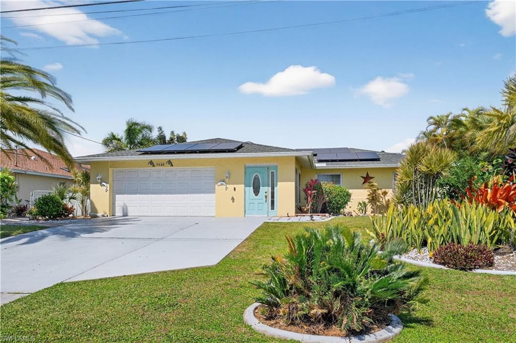 1305 29th Ter, Cape Coral