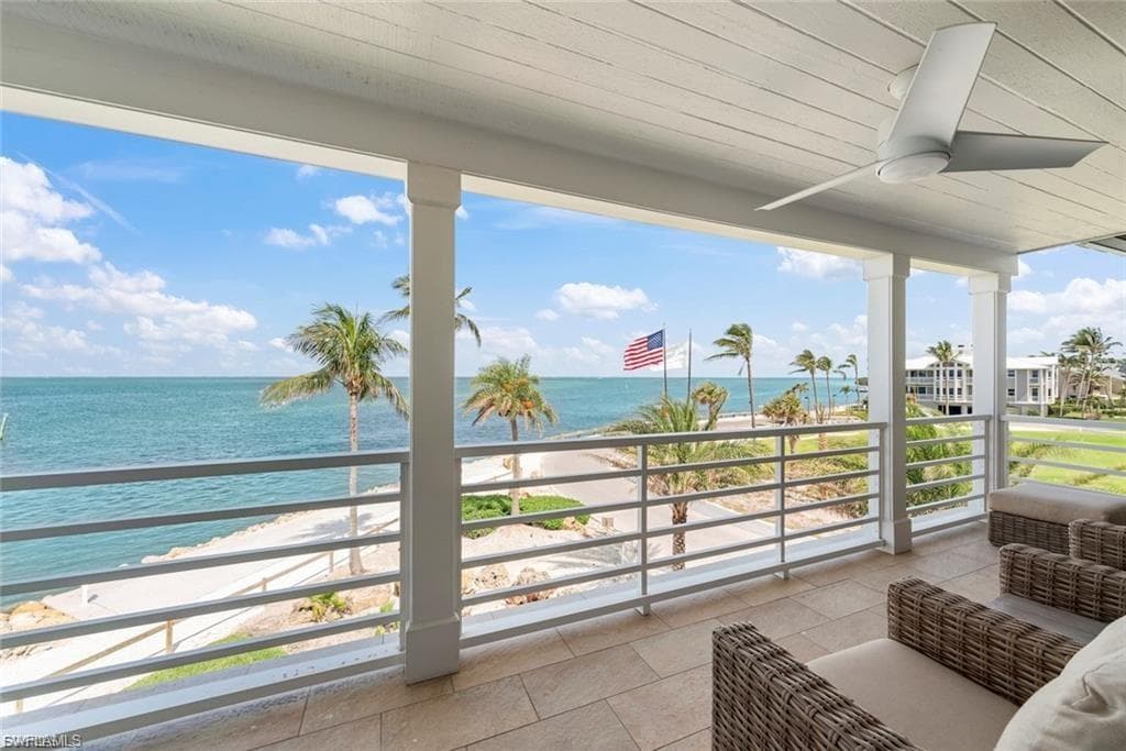 1602 Lands End Village, Captiva, photo 2