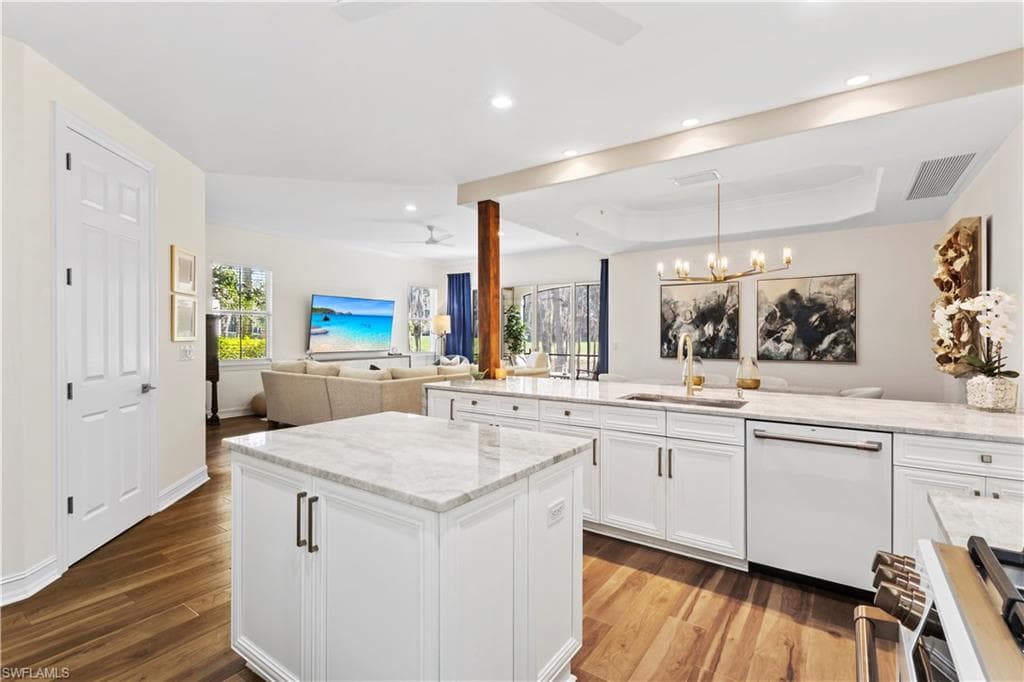 2834 Tiburon Blvd #101, Naples, photo 2