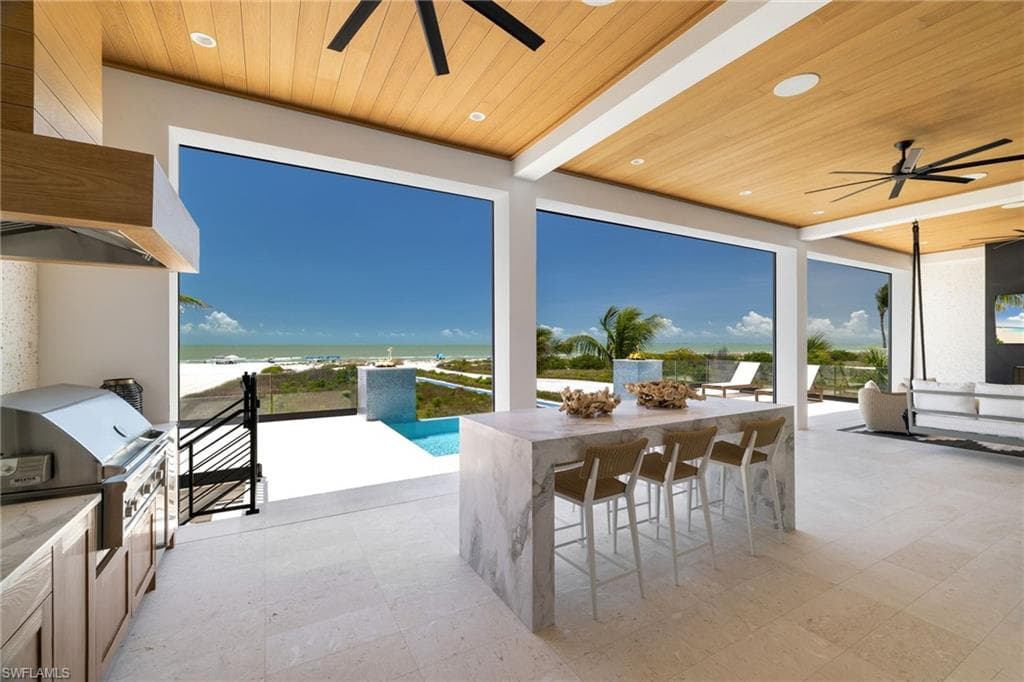 6100 Court St, Fort Myers Beach, photo 3