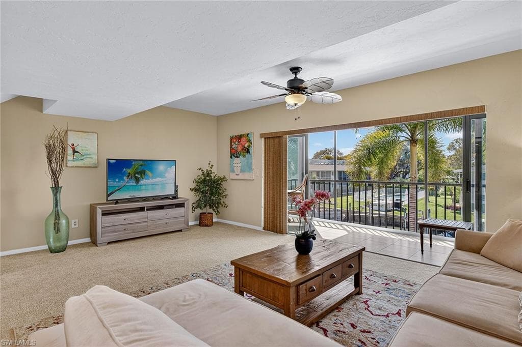 1400 Blue Point Ave #202, Naples, photo 3