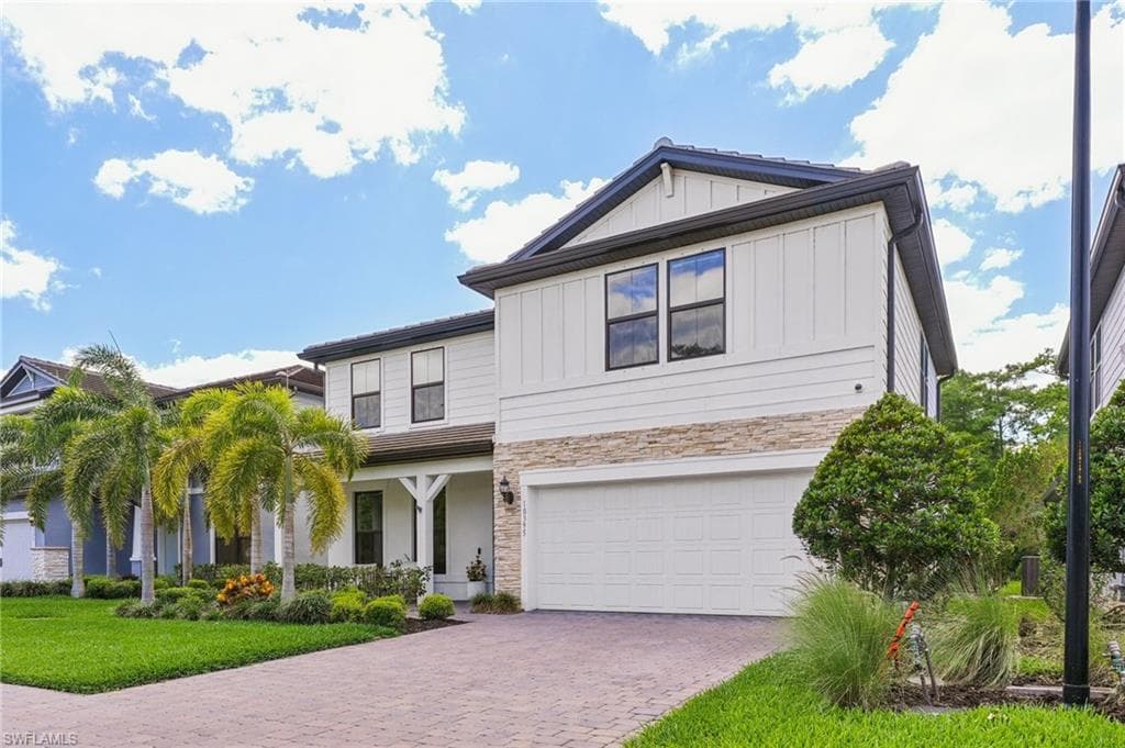 10395 Ventana Ln, Naples