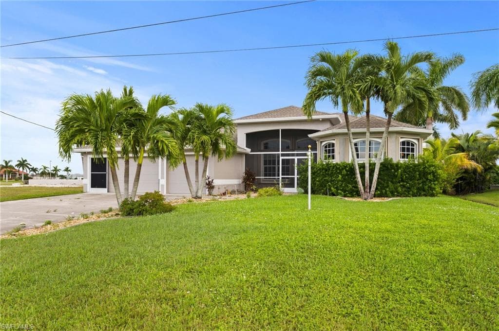 2727 45th Pl, Cape Coral