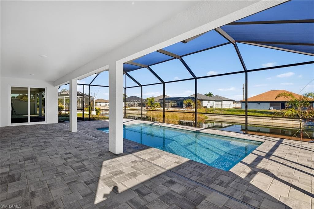 615 26th Ter, Cape Coral, photo 3