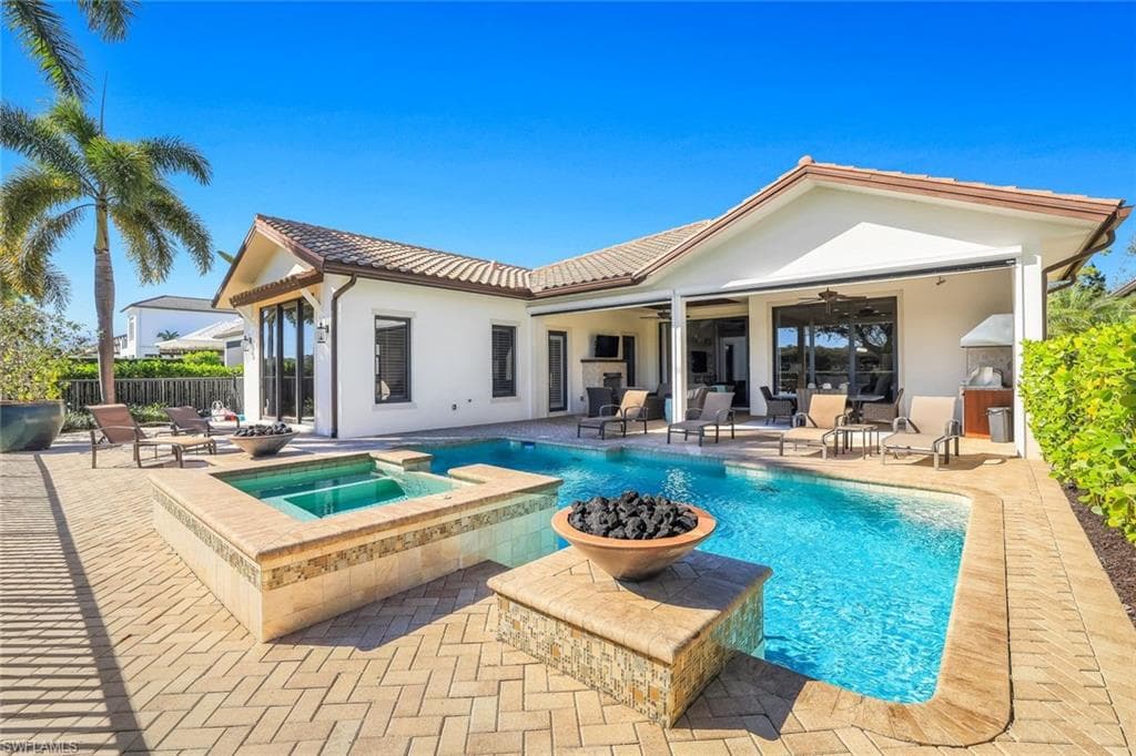 16812 Brightling Way, Naples, photo 2