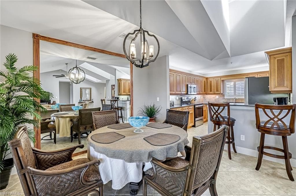 760 Waterford Dr #303, Naples, photo 2