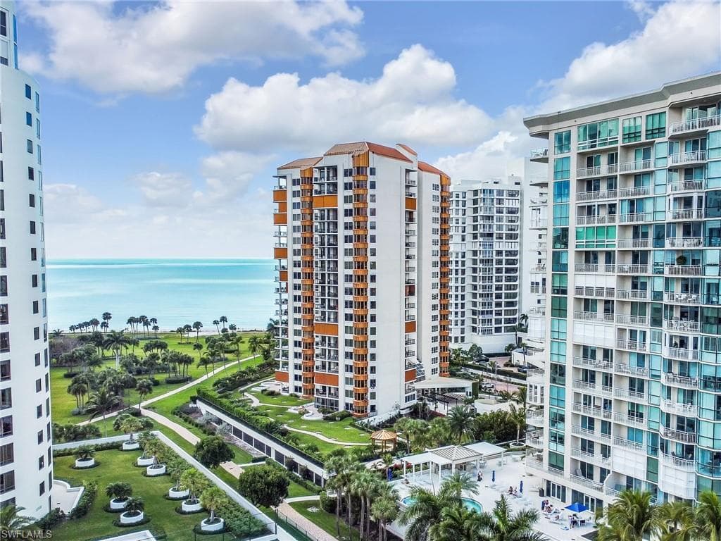 4251 Gulf Shore Blvd #6c, Naples, photo 2