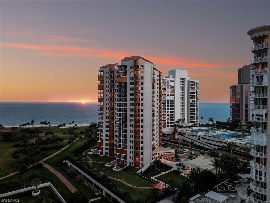 4251 Gulf Shore Blvd #6c, Naples