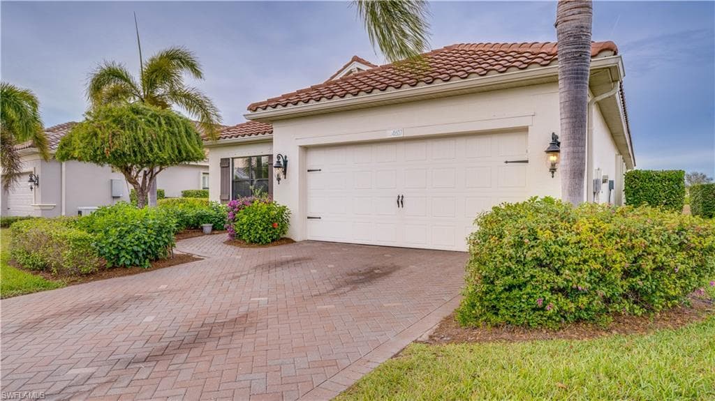 4607 Mystic Blue Way, Fort Myers, photo 3