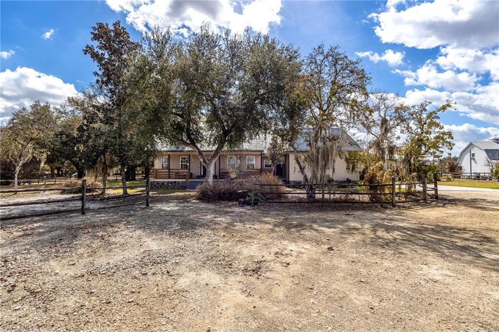 22800 River Rd, Alva, photo 2