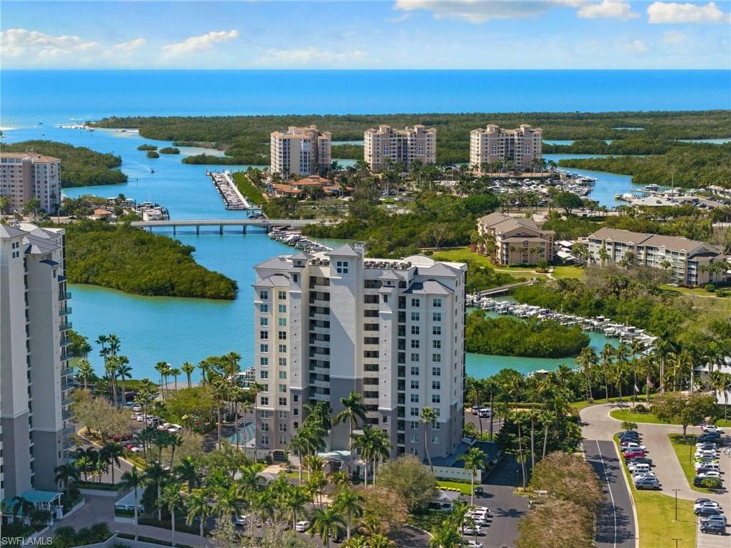 430 Cove Tower Dr #1501, Naples, photo 2