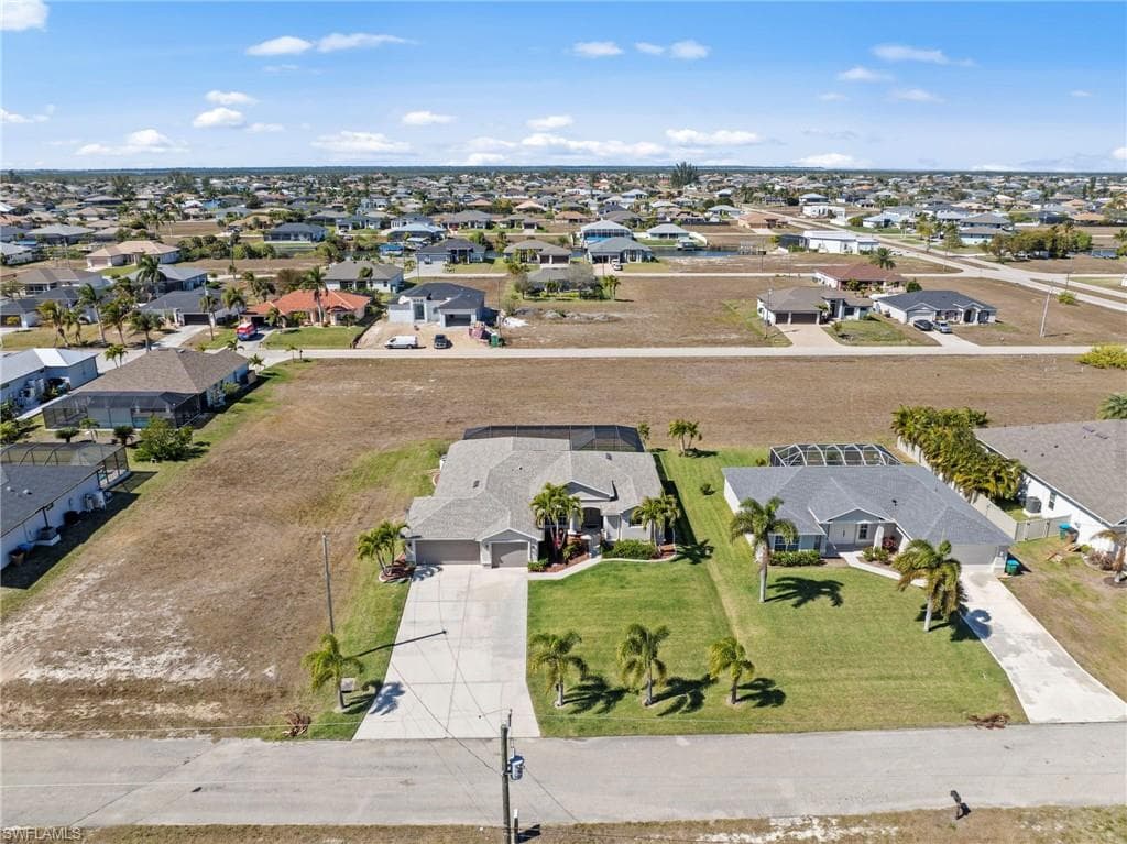 1036 33rd Ave, Cape Coral, photo 2