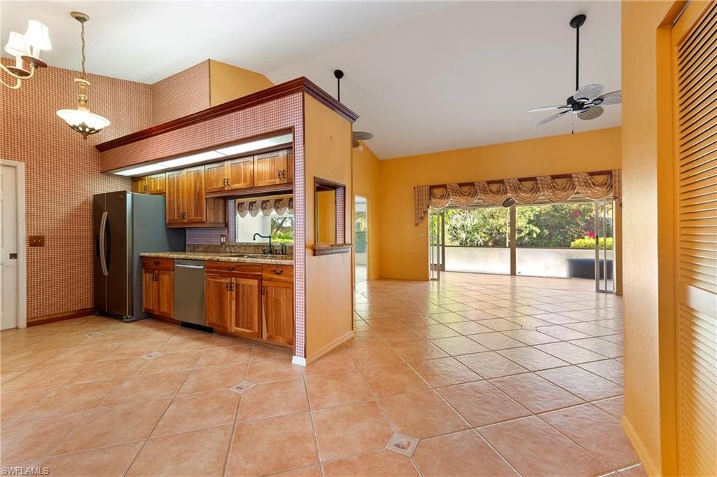 25151 Fairway Dunes Ct, Bonita Springs, photo 3