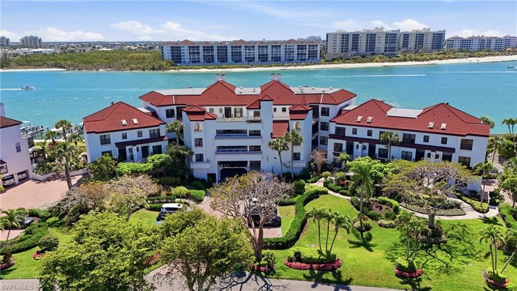 309 La Peninsula Blvd #309, Naples, photo 3