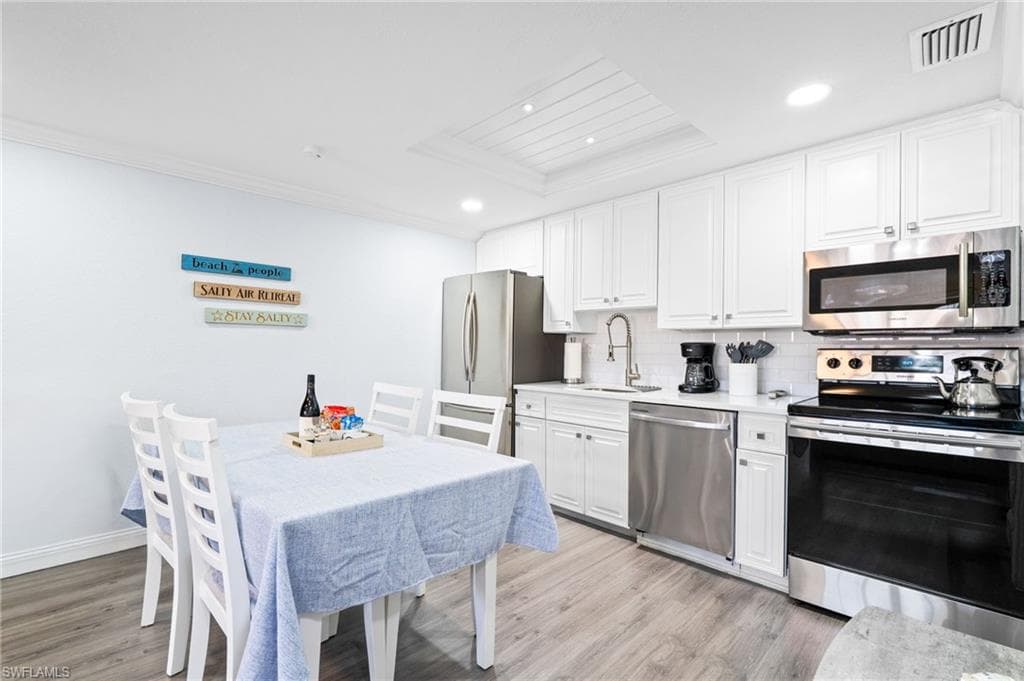 5320 Treetops Dr #i, Naples, photo 3