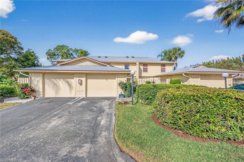 177 Forest Lakes Blvd #104, Naples, photo 2