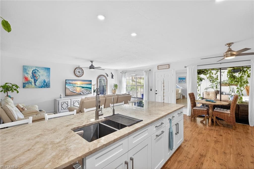 177 Forest Lakes Blvd #104, Naples