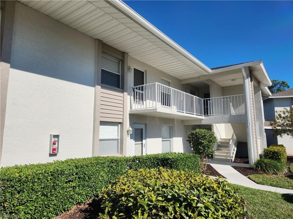 1350 Churchill Cir #l203, Naples, photo 2