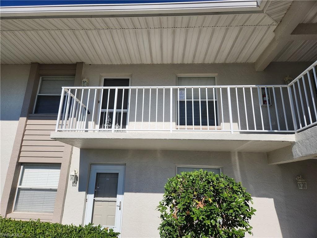 1350 Churchill Cir #l203, Naples, photo 3