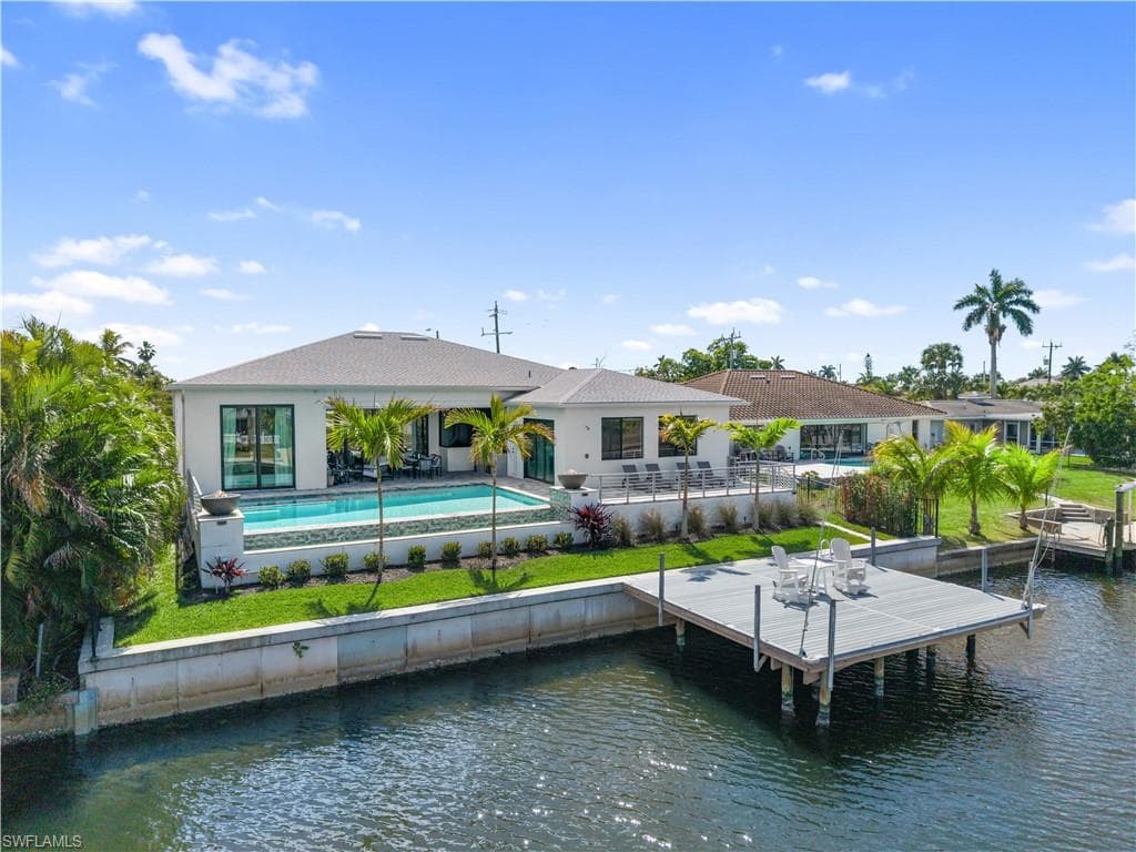 1021 Lucerne Ave, Cape Coral, photo 2