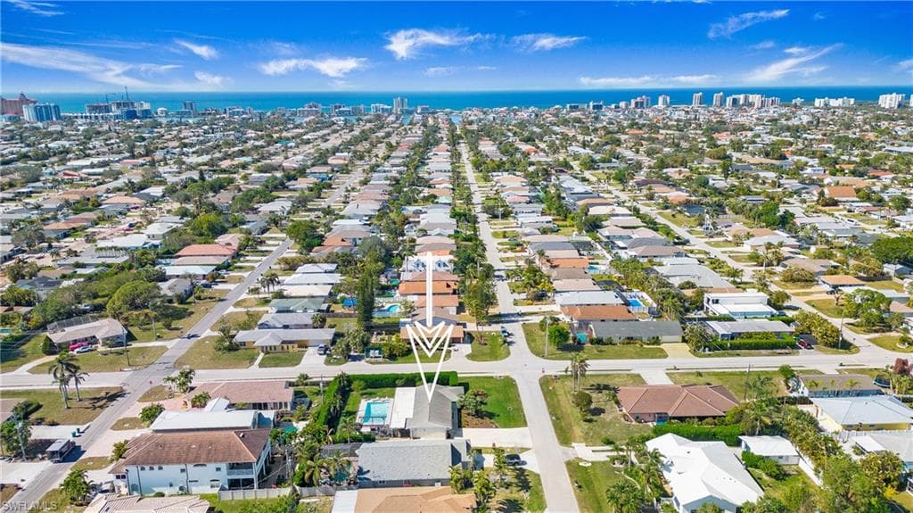 800 100th Ave, Naples