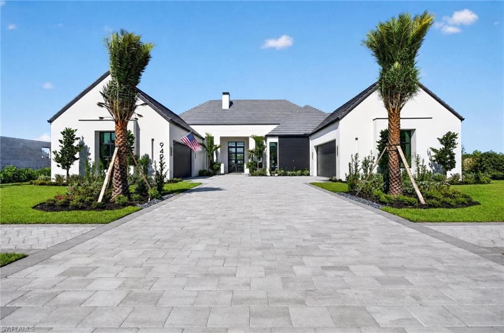 949 Chimney Rock Rd, Naples