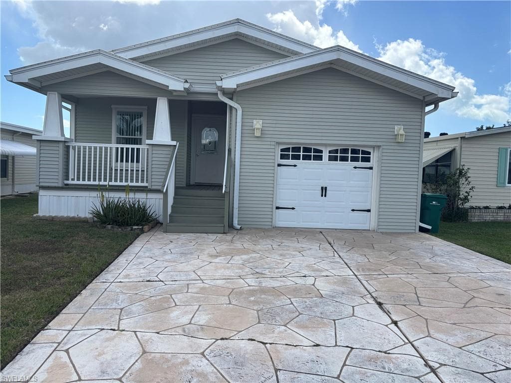 12 Aquamarine Ave #12q, Enchanting Shores