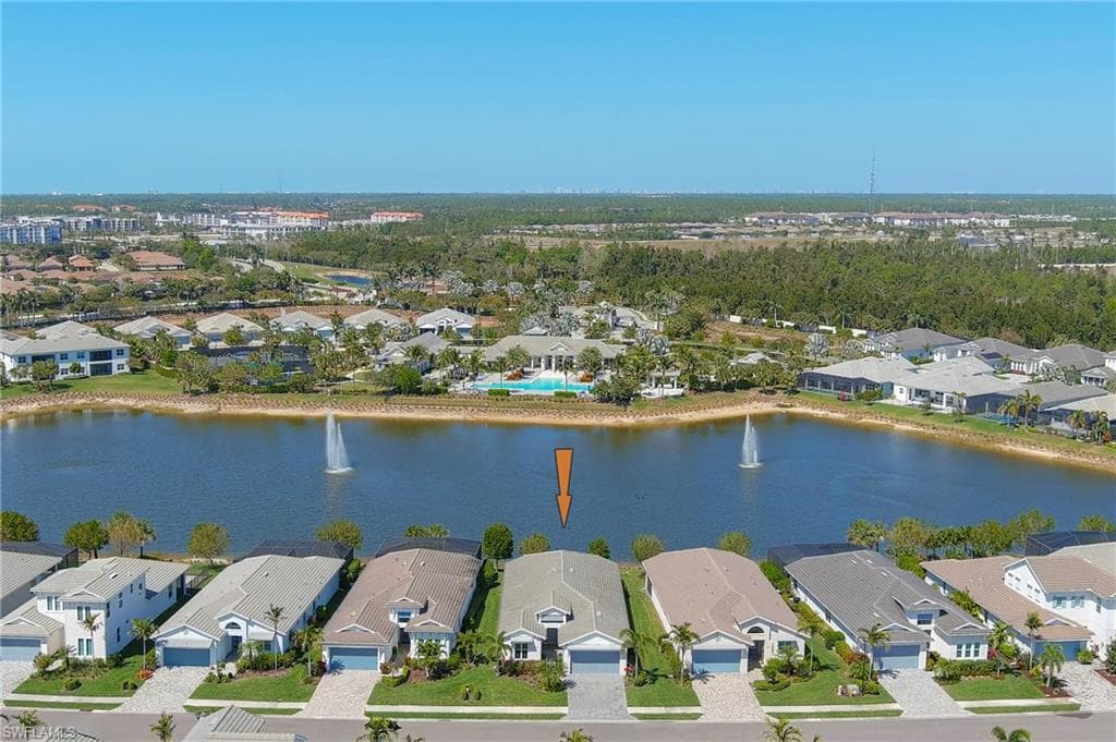 8897 Redonda Dr, Naples, photo 2