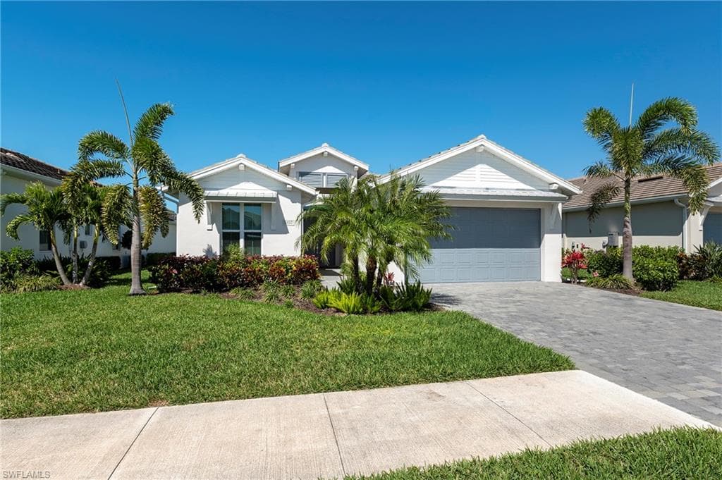 8897 Redonda Dr, Naples, photo 3