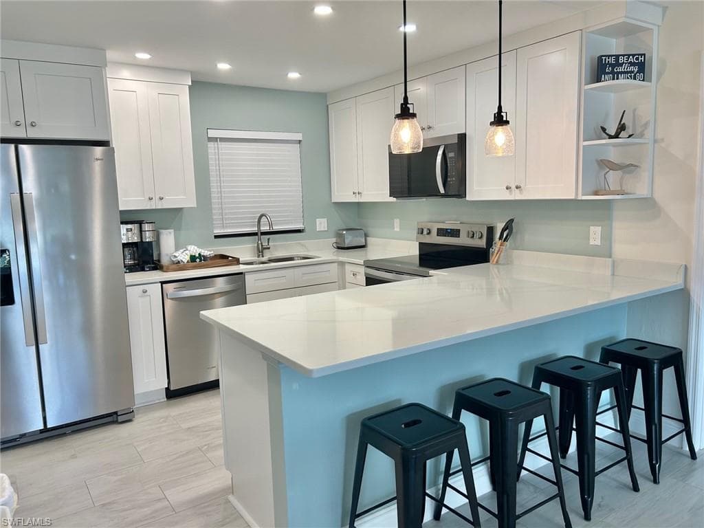 5117 Sea Bell Rd #e104, Sanibel