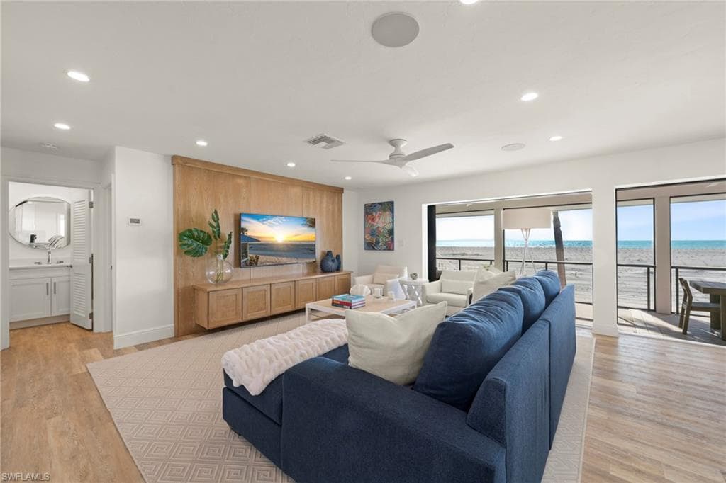 19 Beach Homes, Captiva