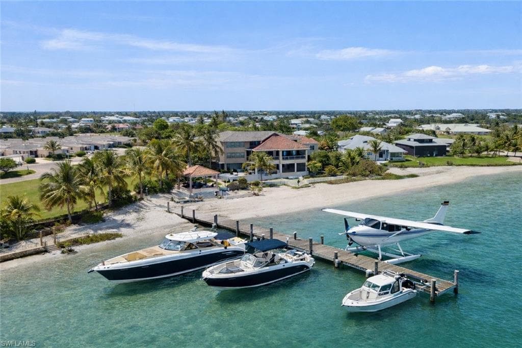 211 Kingfisher Dr, Captiva