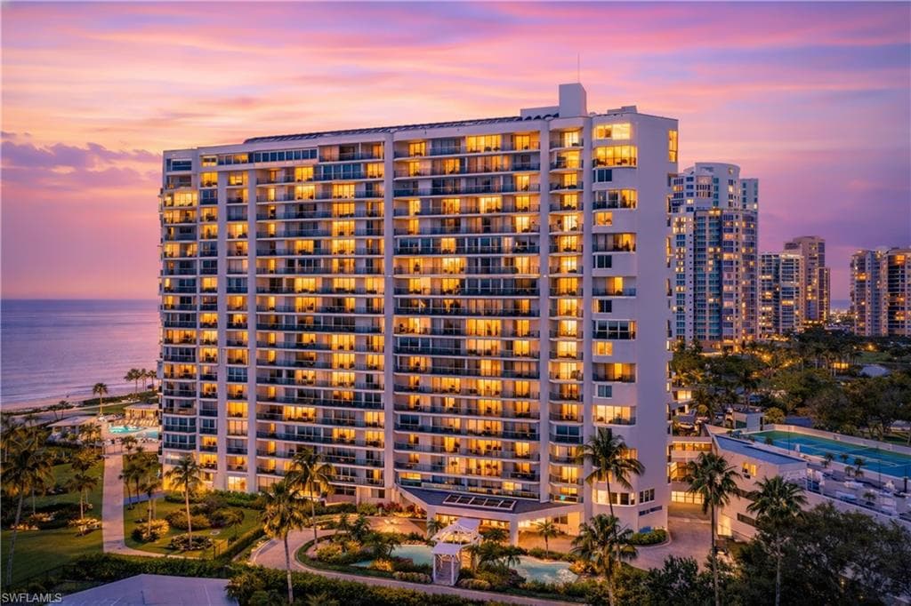 4041 Gulf Shore Blvd #1007, Naples