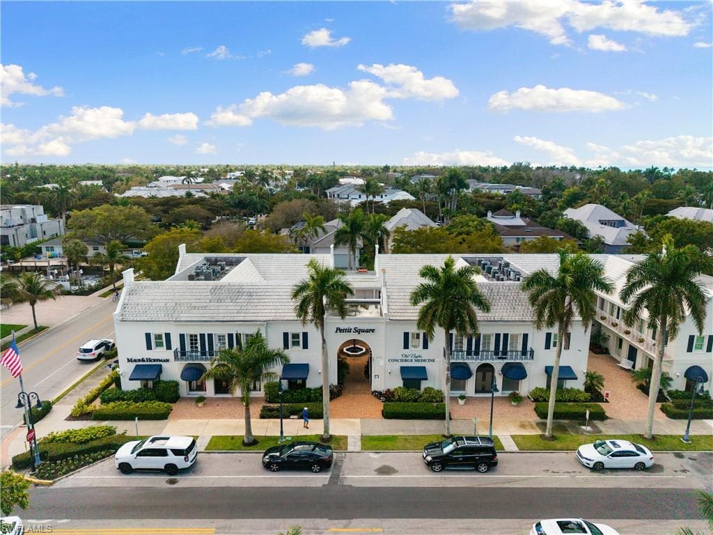 292 14th Ave #a, Naples