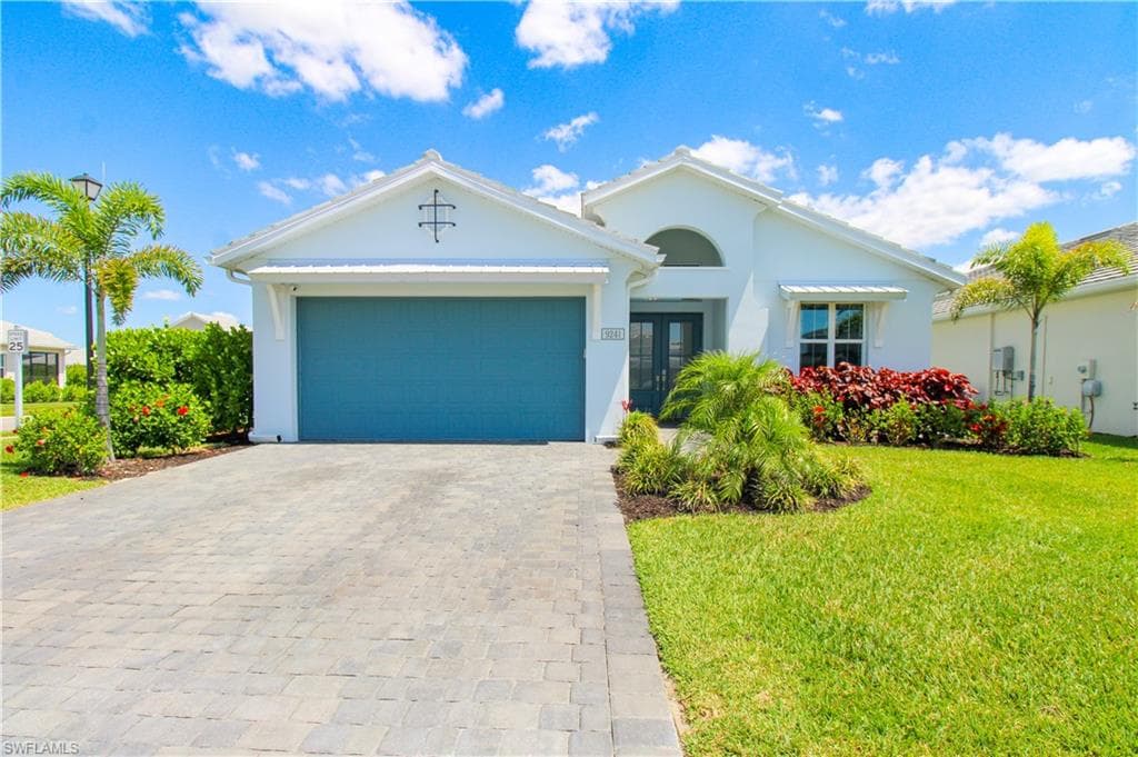 9241 Cayman Dr, Naples, photo 3