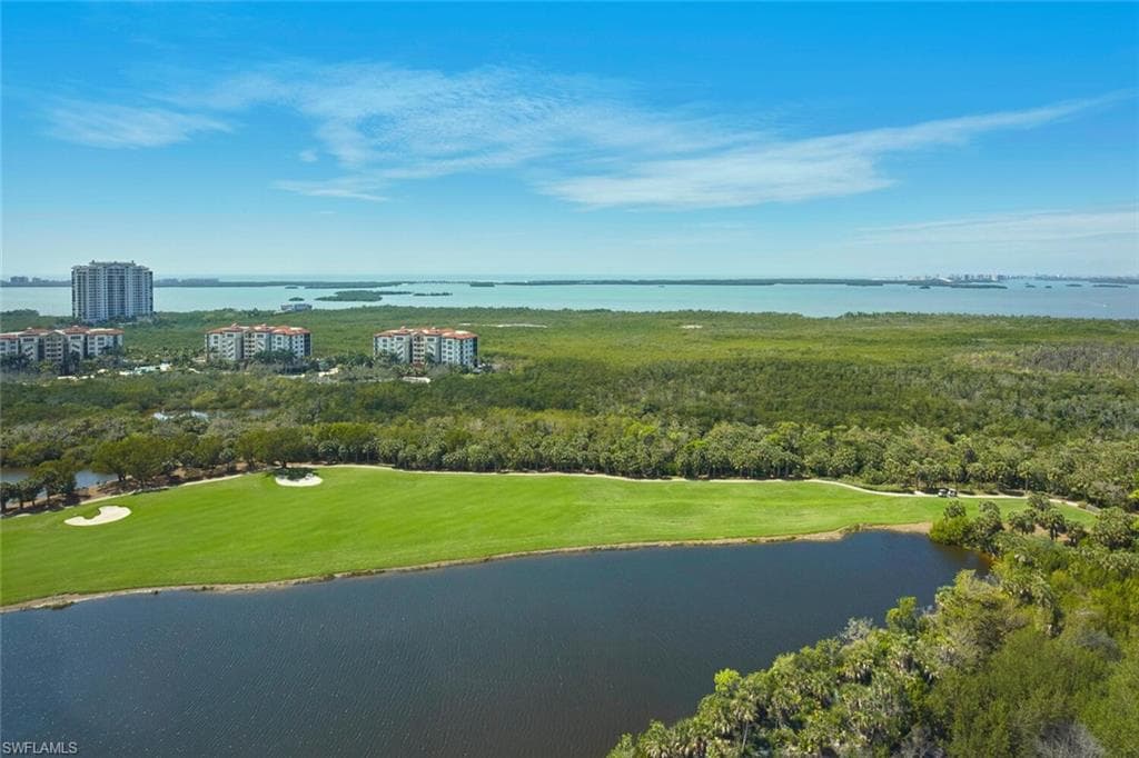 23850 Via Italia Cir #2004, Estero
