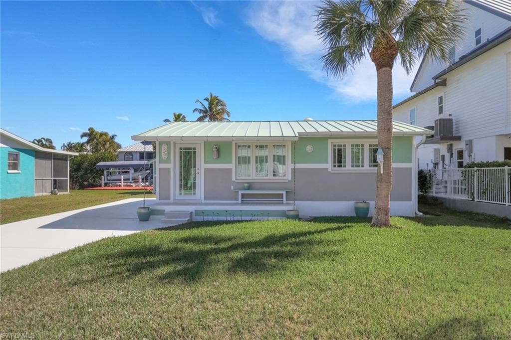 1278 Rainbow Ct, Naples, photo 3