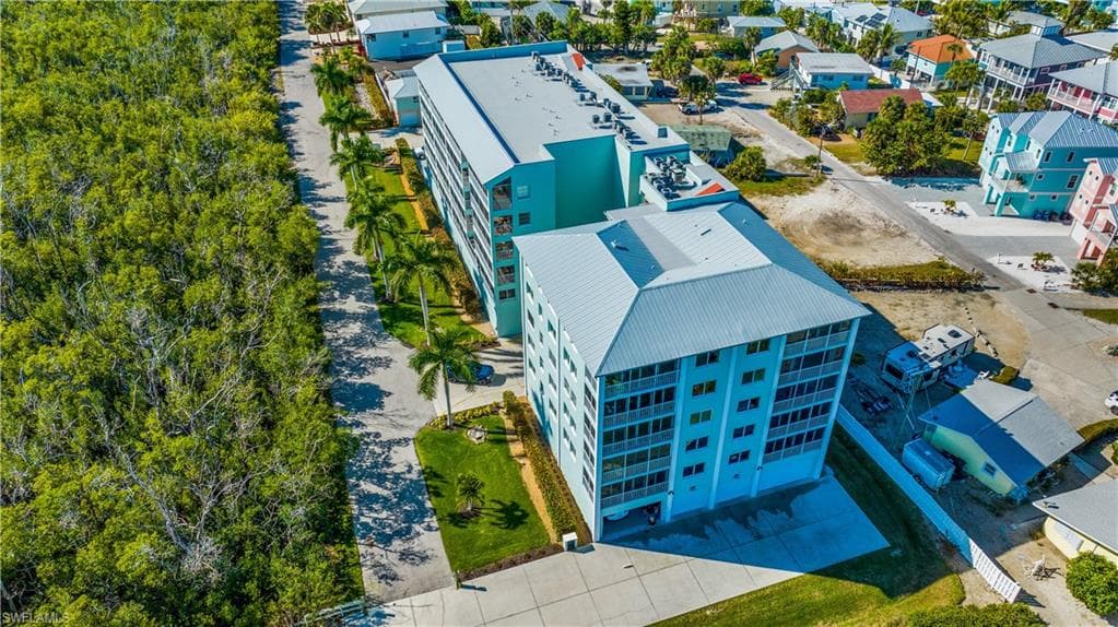345 Mango St #406, Fort Myers Beach, photo 3