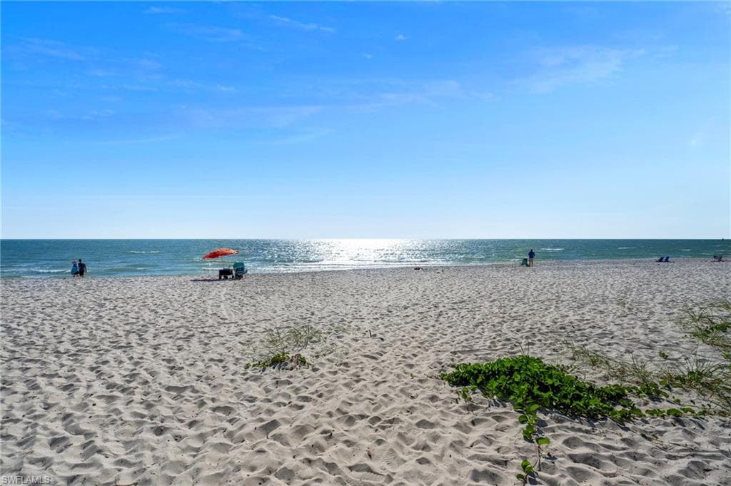 1950 Gulf Shore Blvd #110, Naples