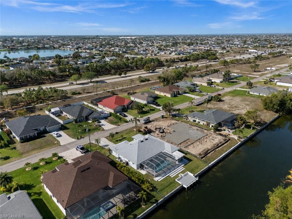 1229 24th St, Cape Coral, photo 2