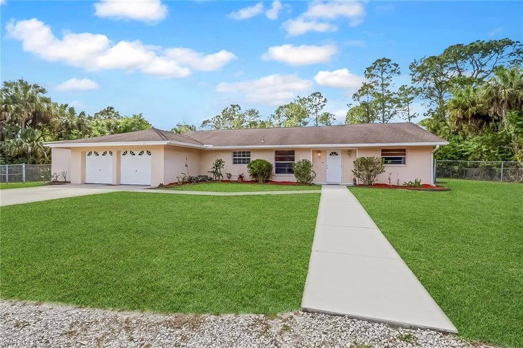 501 11th St, Naples, photo 2