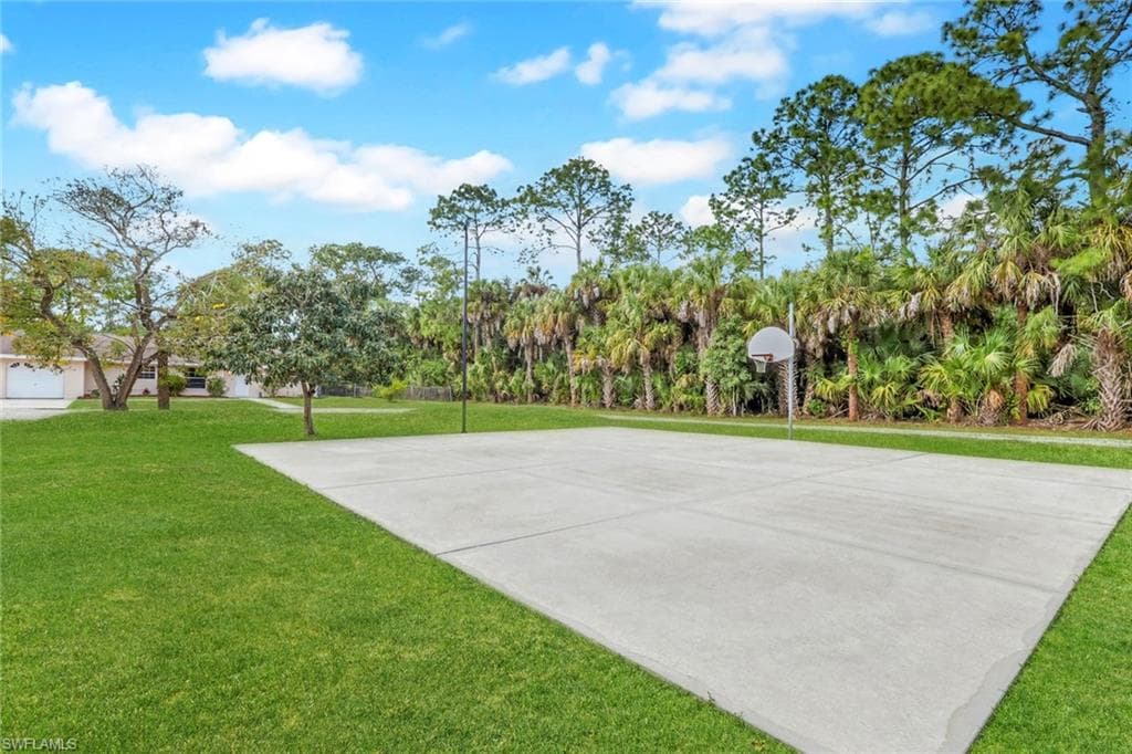 501 11th St, Naples, photo 3