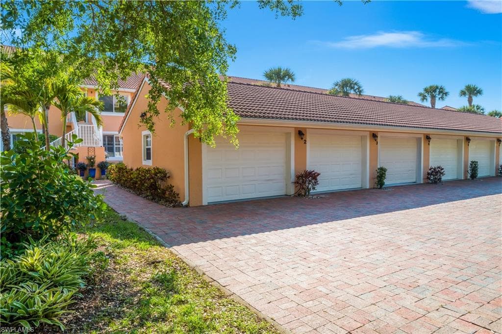 6630 Beach Resort Dr #701, Naples, photo 2