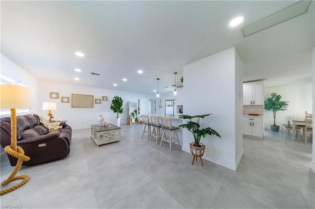 231 45th Ter, Cape Coral, photo 2