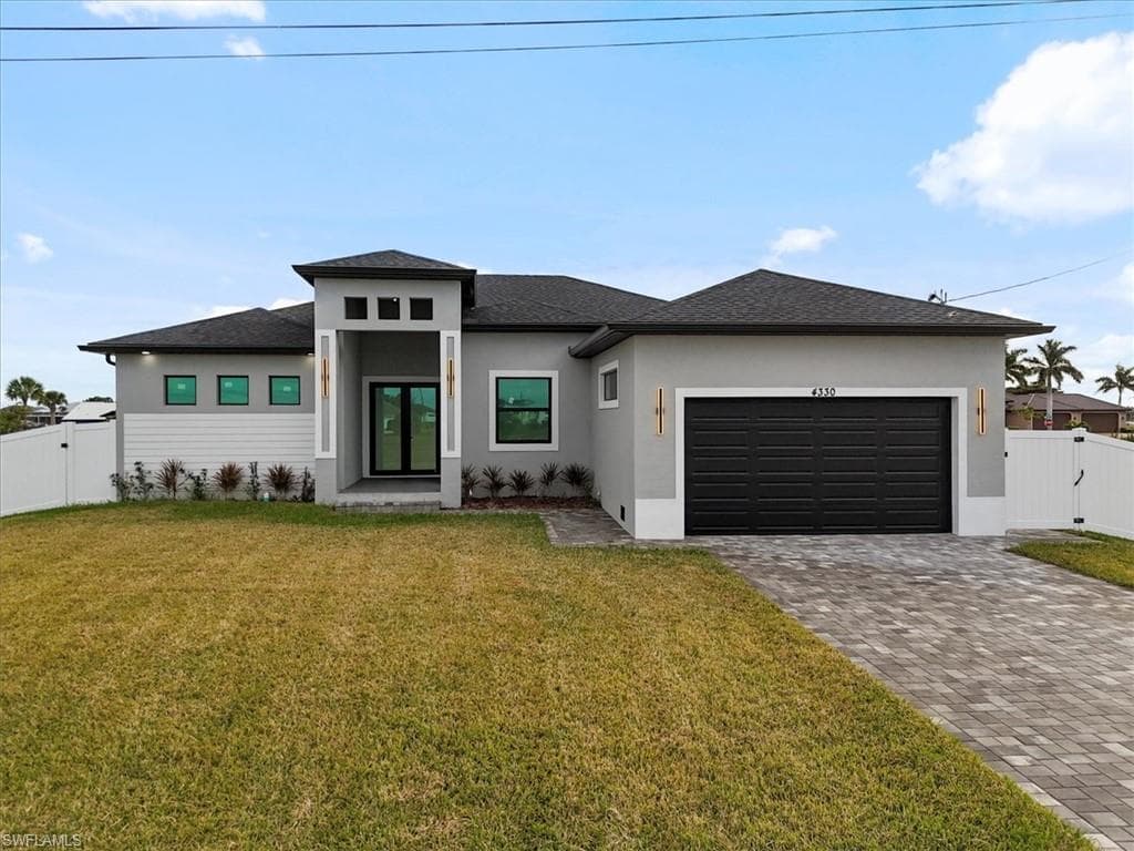 17375 Waco Ave, Port Charlotte, photo 3