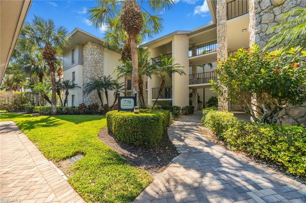 770 Eagle Creek Dr #102, Naples, photo 3